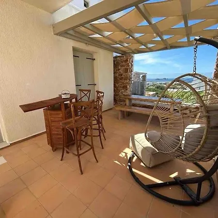 Holiday home Sunset Seaview Retreat *